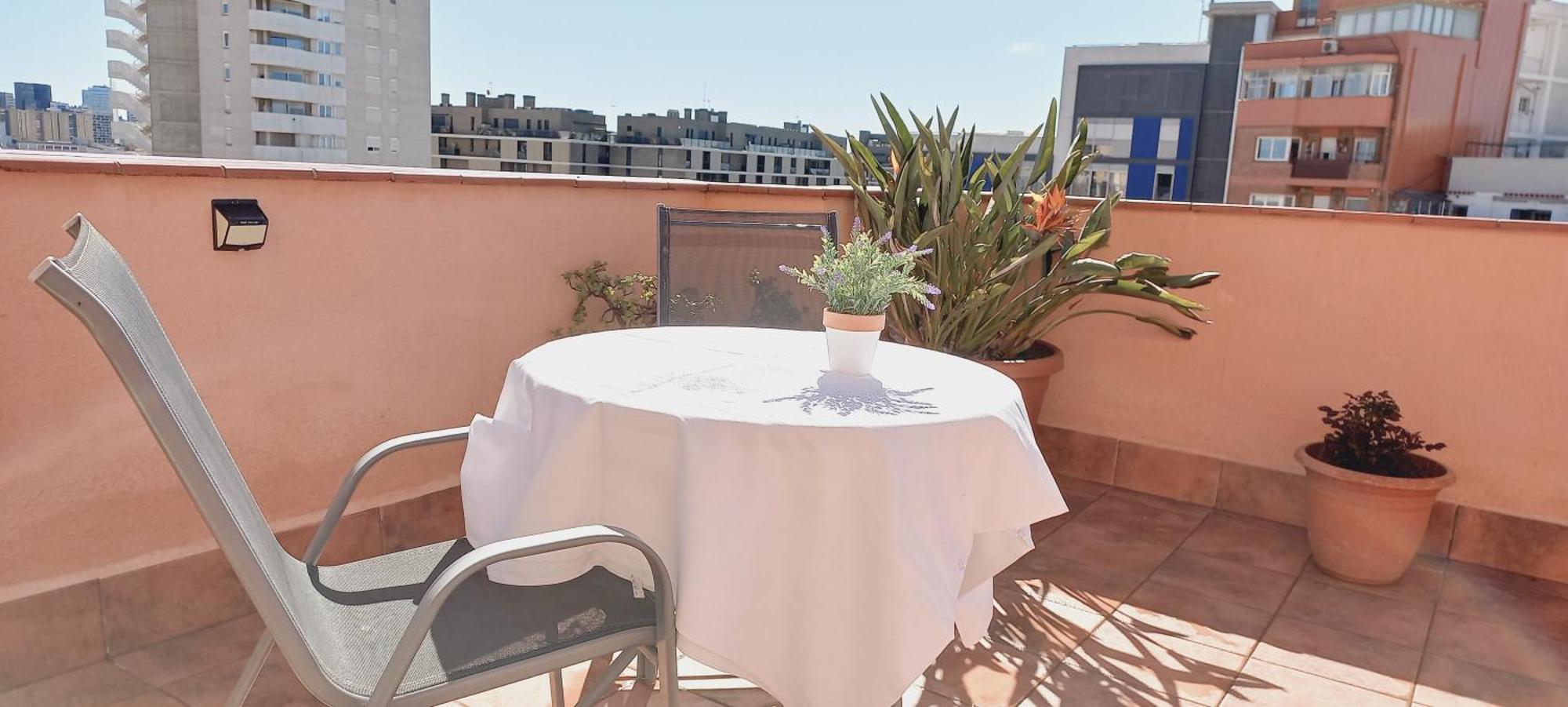 Cozy And Sunny Penthouse Fira Bcn * L'Hospitalet de Llobregat
